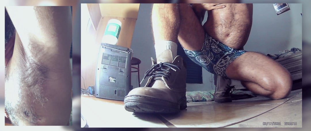 Ftsh -Stiefel, Rauchen, Socken, Fuß, verschwitzt, geölt