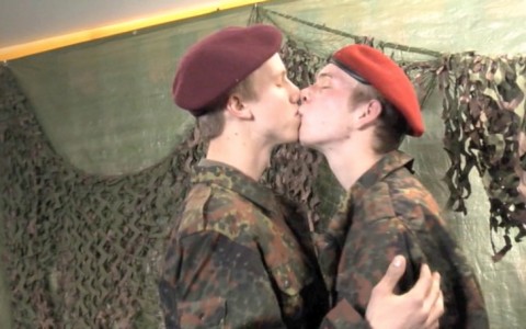 l5564-jnrc-gay-sex-twinks-ayor-caravan-young men-003