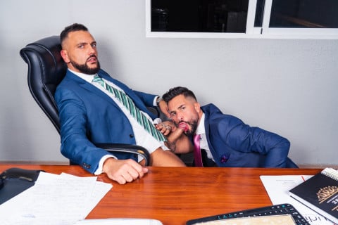 MENATPLAY Month And Accounting 23