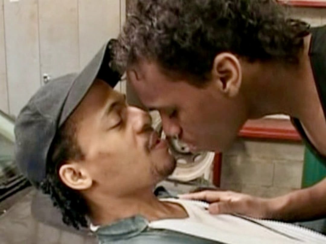 [Cadinot] Baise au garage   Image 001