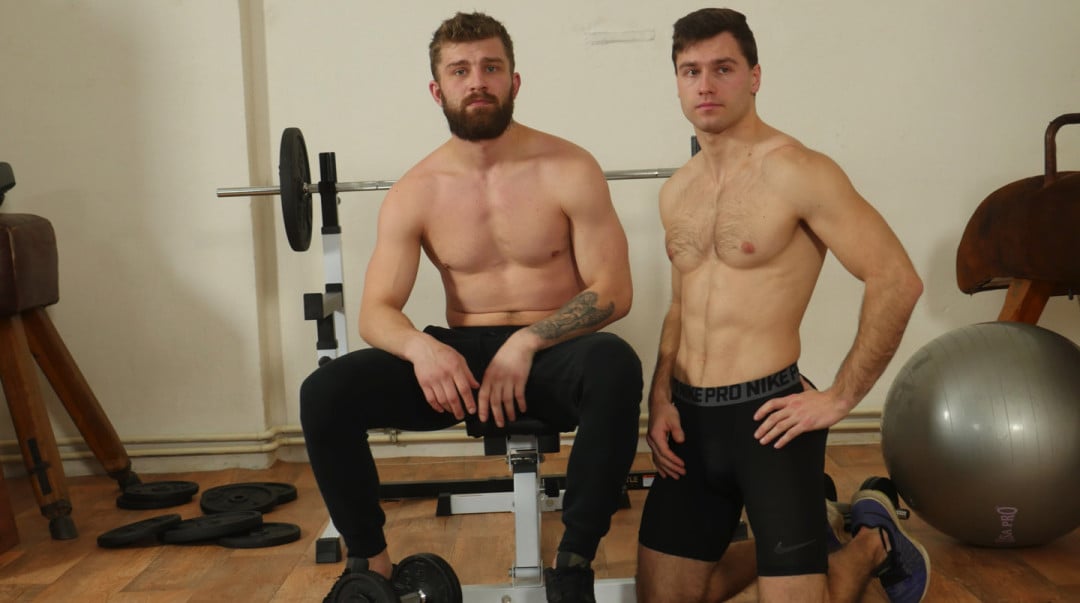 Gefickt von einem wunderschönen bärtigen schwulen Kerl im Fitnessstudio