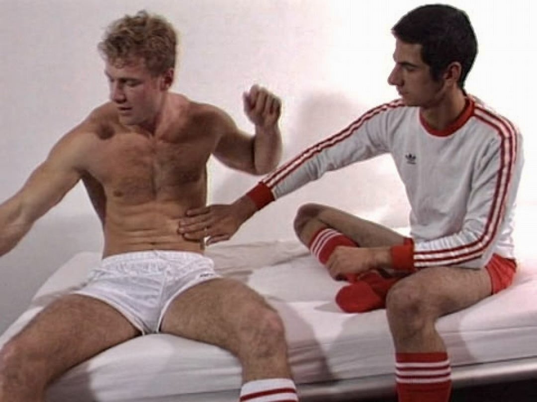 [JNRC] PREMIÈRE SODOMIE POUR FOOTBALLEUR HÉTÉRO   Image 003