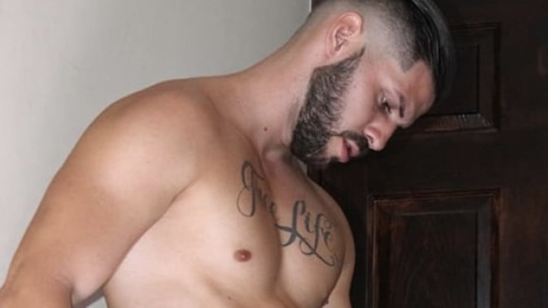 [LATIN LOADS] Les copains de l'homme d'affaires   Image 009