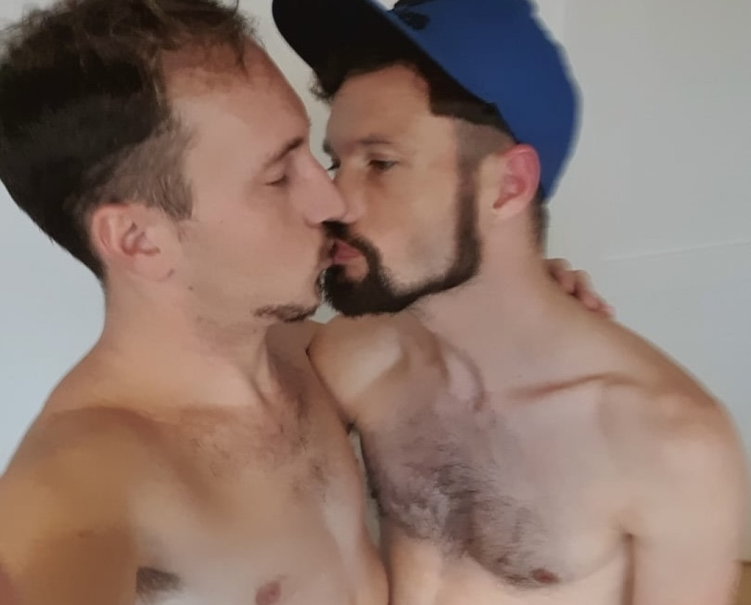 [Maxence Angel] Scott Davies est venu et nous n'avons pas pu résister à l'envie de nous baiser mutuellement !   Image 003