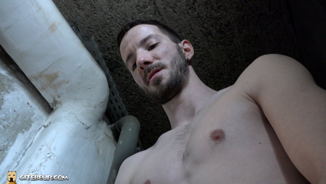 Oscar Tirso's hand job