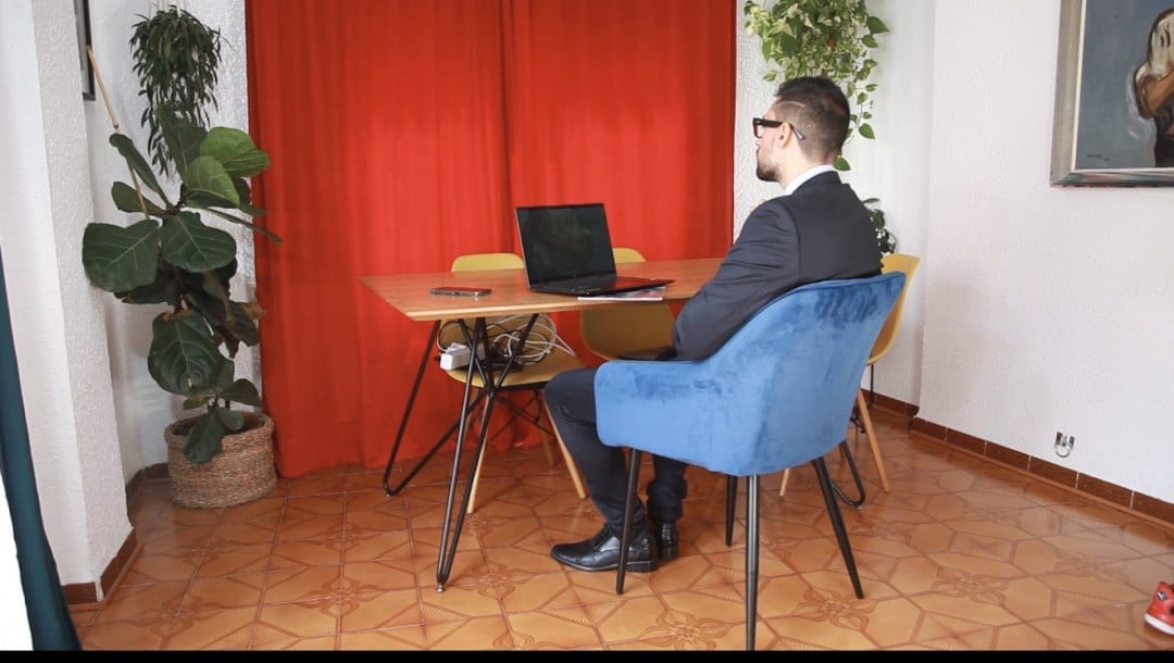 [Liam Harding] Le daddy se fait sucer par un homme d'âge mûr au bureau   Image 004