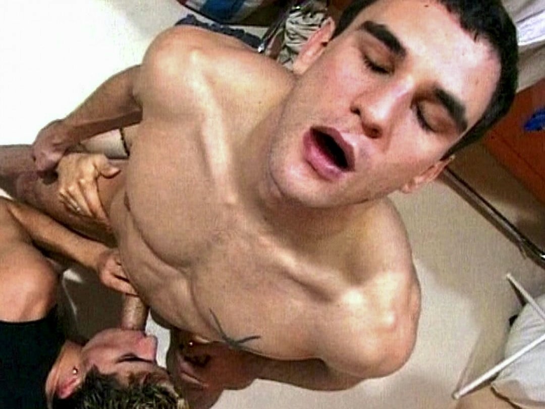 [Cadinot] Porno Gay Vintage DOUBLE JEU   Scène 7 Twink | Grosse Bite   Image 005