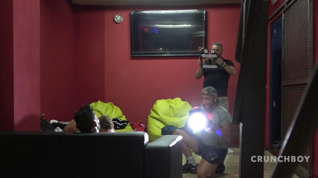 Caméra cachée tournage Gymburger baisée par Viktor ROM