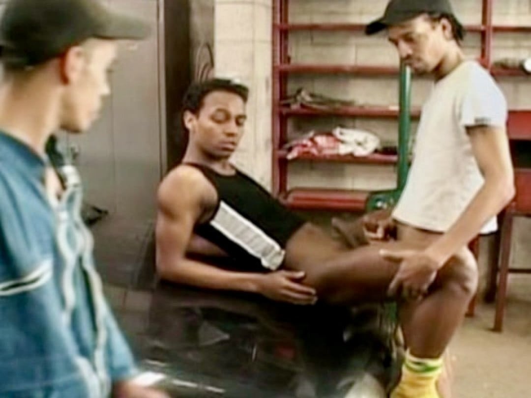 [Cadinot] Baise au garage   Image 006