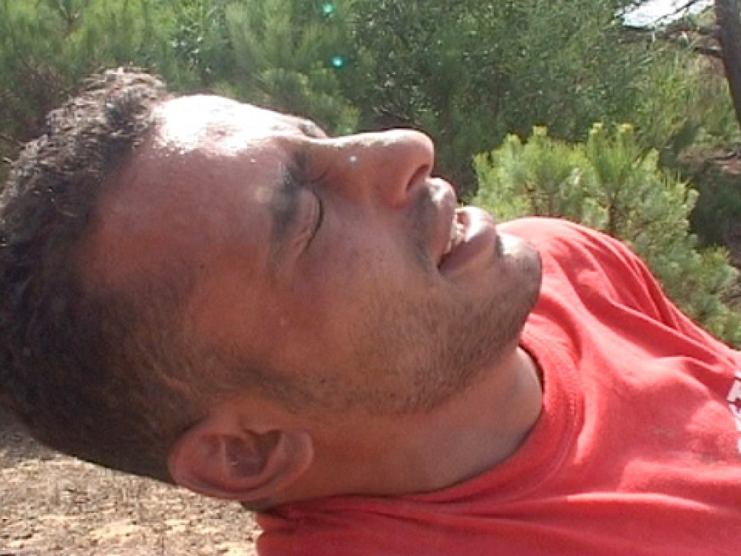 Algerian straight arab man wanks his heavy arab dick