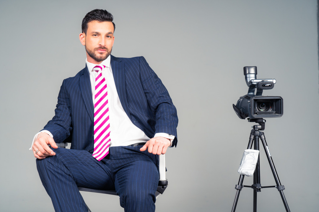 MENATPLAY John Brachalli And The Casting Director 02