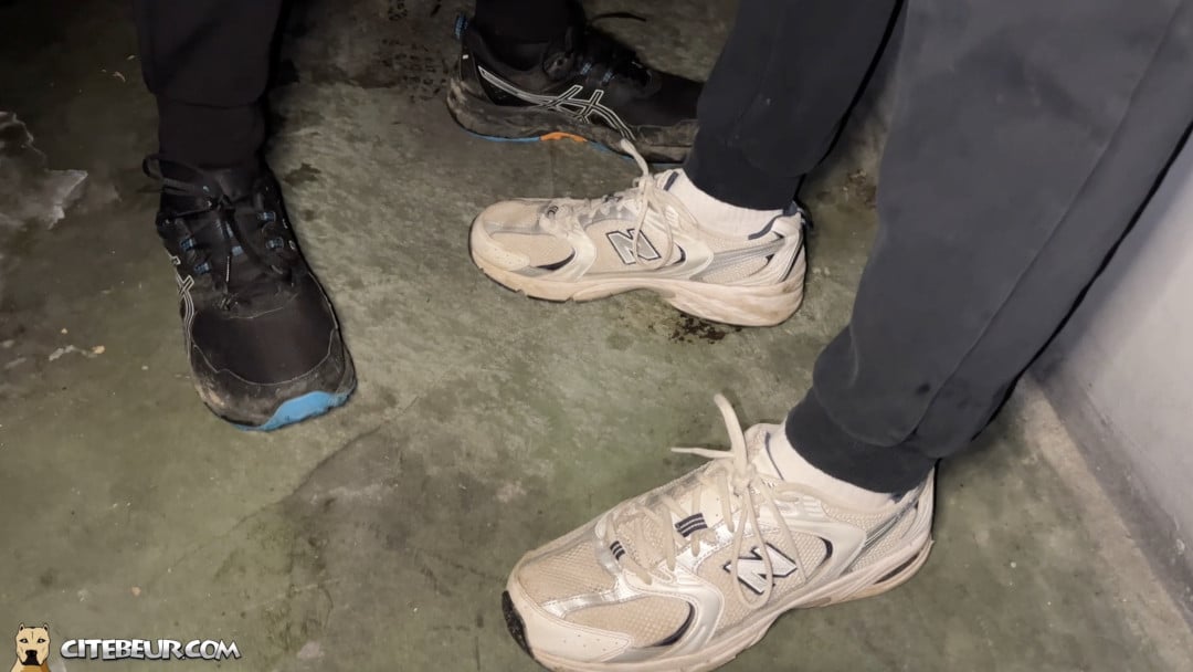 sneakers