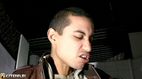 racaille-latino-grosse-bite-baise-un-gay-francais