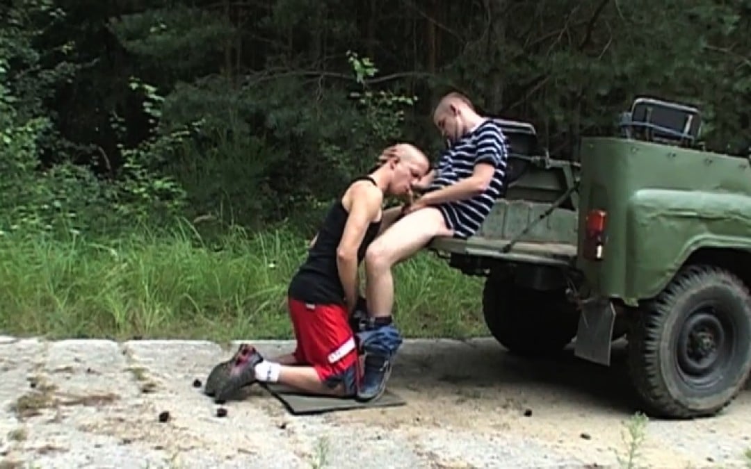 Your throat is mine!