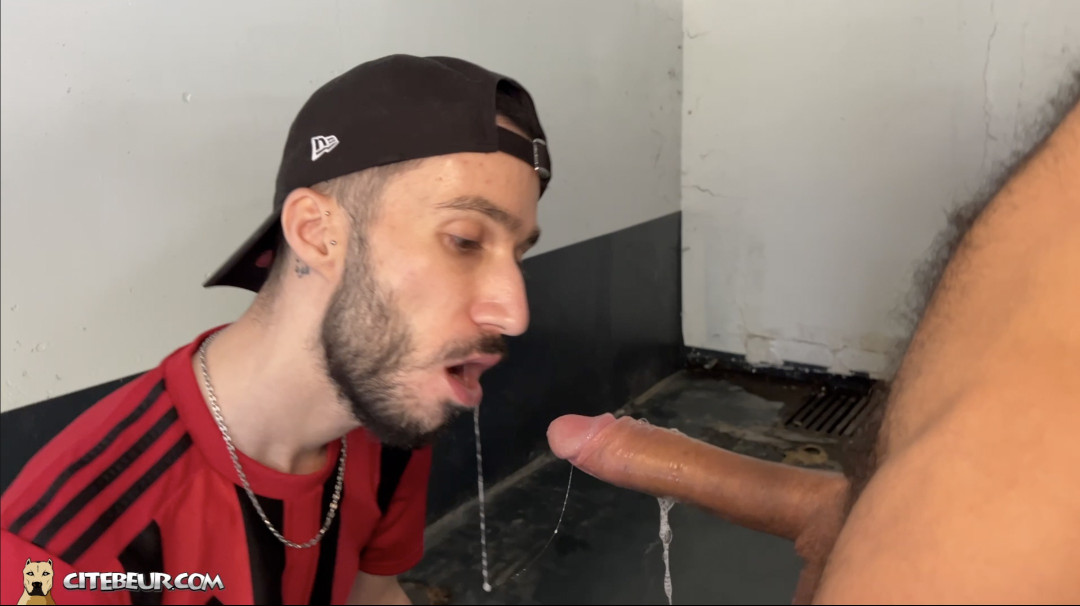 beur gay soumi suce un pote rebeu domi tbm