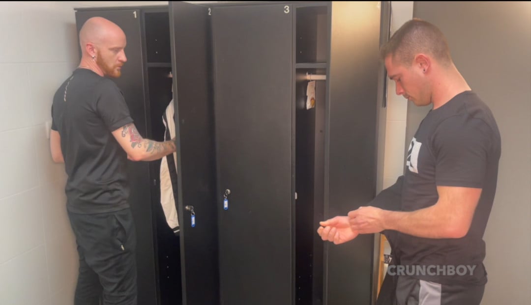 Young athlete fucked by a straight guy in the sports locker room