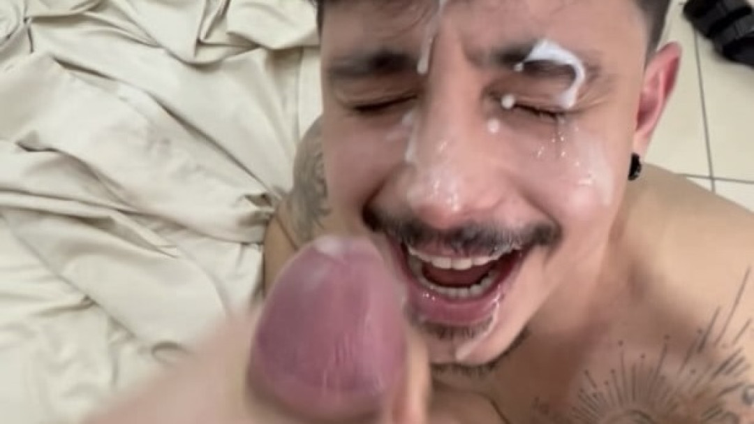 Hot mature man fucking hard latin hunk with big ass