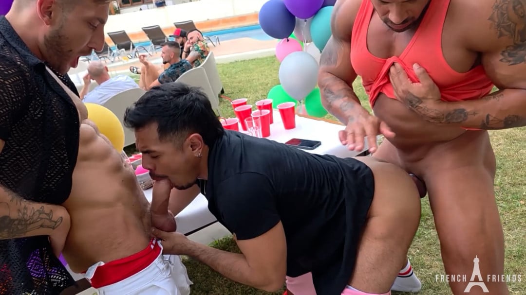 TEASER SEX SCENE 5 00 00 09 18 Still041