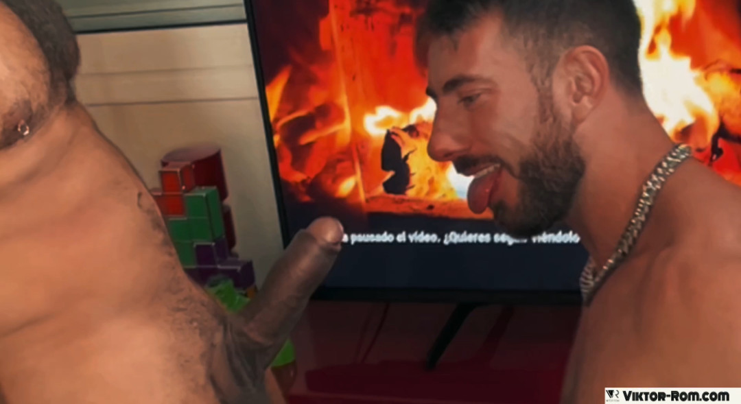 TWO CUMSHOTS WITH JOHN THOMAS