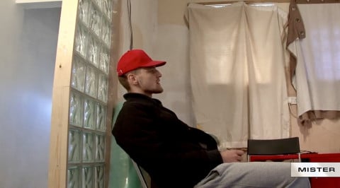 Triga   plan a quatre entre ouvriers  3