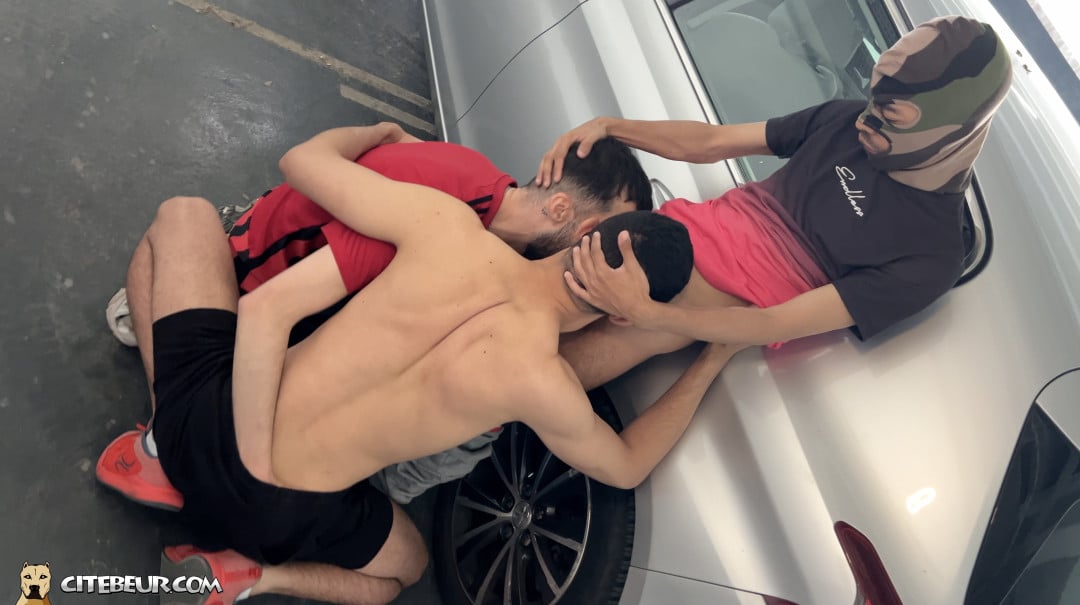Hung Arab Bull's Massive Tool Gets Double Head - 1