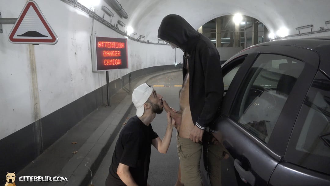 mecs de cite baise gay parking