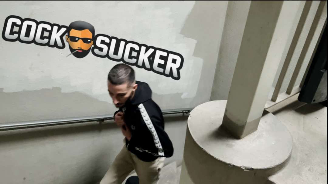 Cocksucker, S.O.S. blowjob in the stairwell