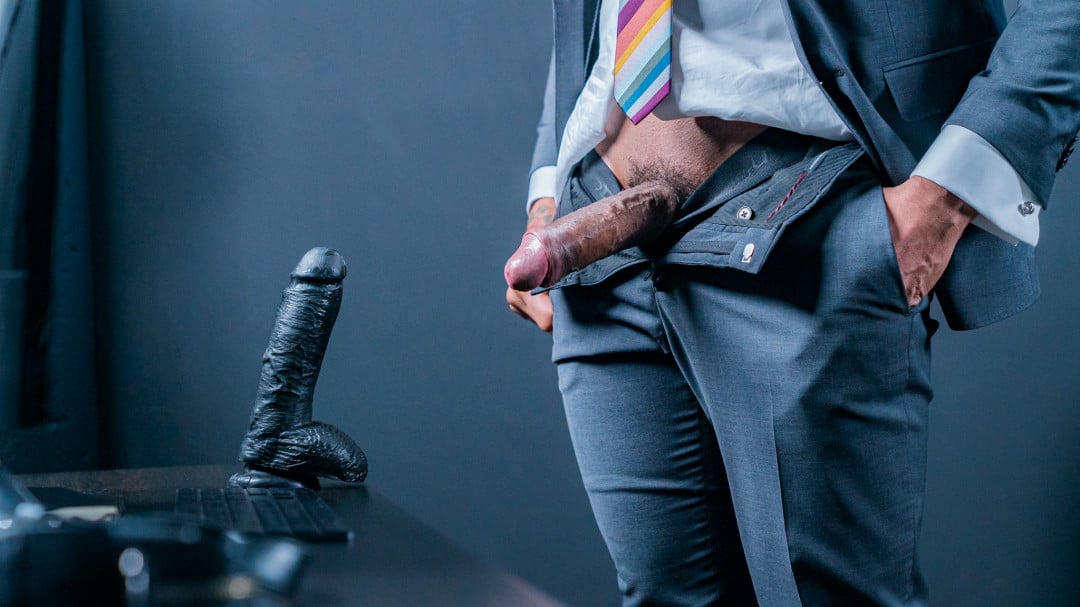 MENATPLAY iBreak Trent King 17