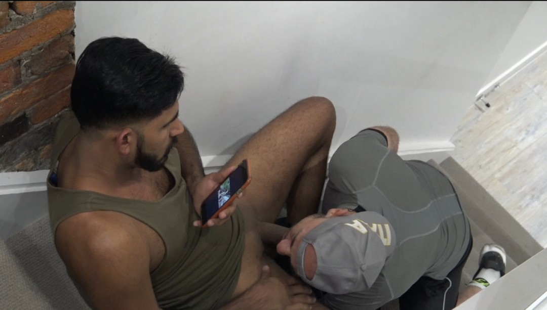 French daddy creampied by the arab MARK ROD