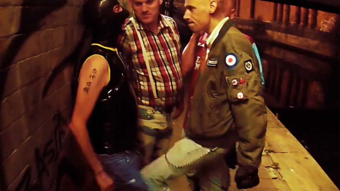 Hotel Skinhead All Parts 1A 00 00 52 22 Still005