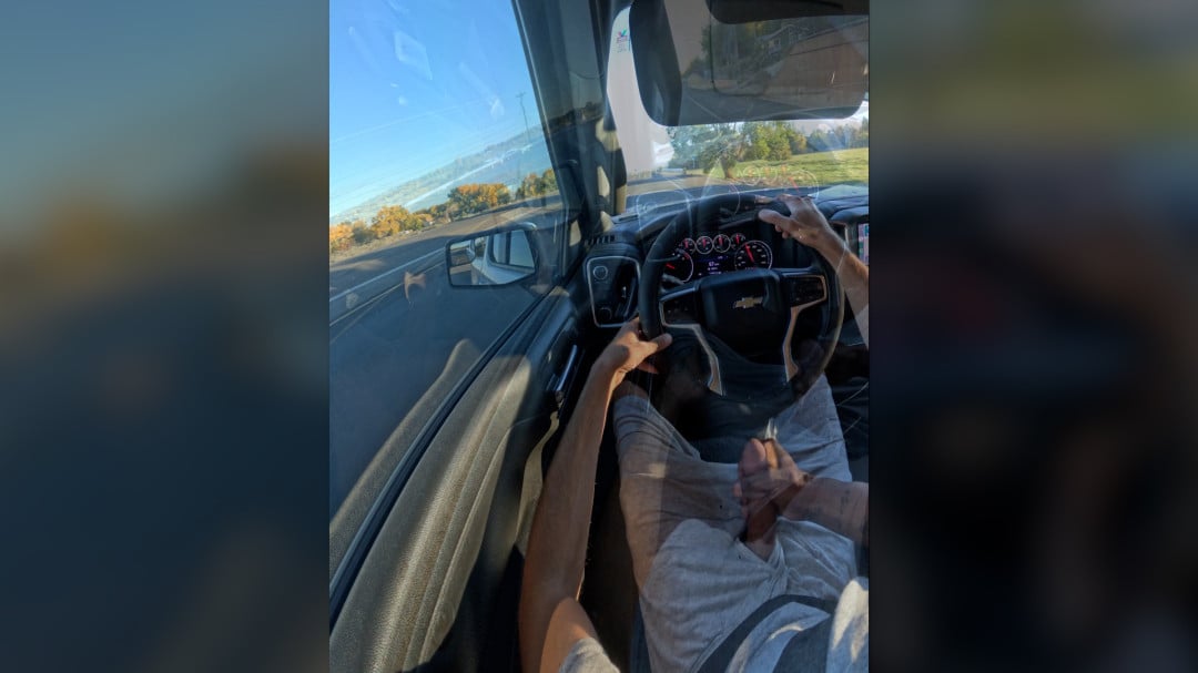 Video Oct 27 2025, 12 19 14 PM 00 04 04 00 Still004