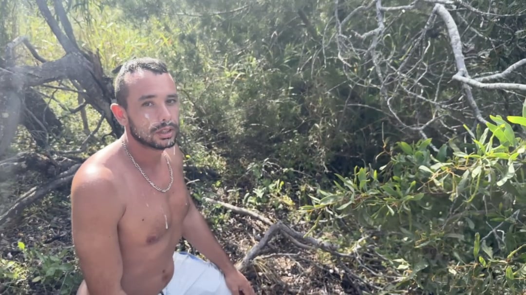 POMPINO BOLLENTE IN SPIAGGIA