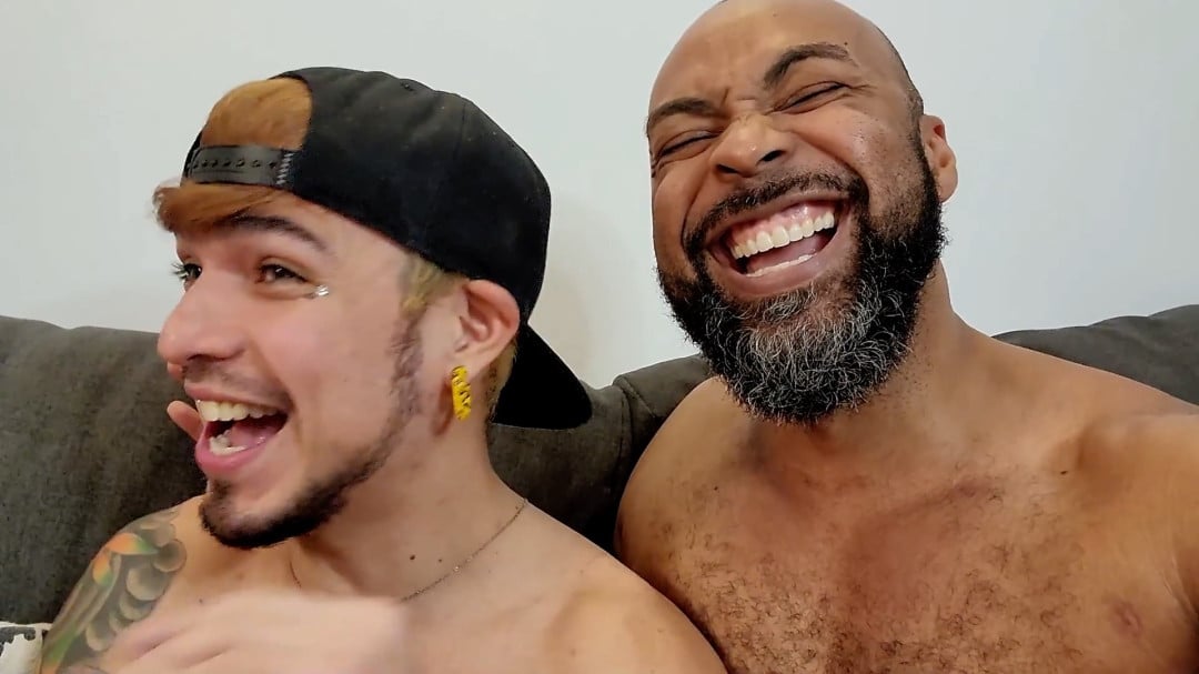 黑种人：Black Mamba drilled my tight white latino hole!!